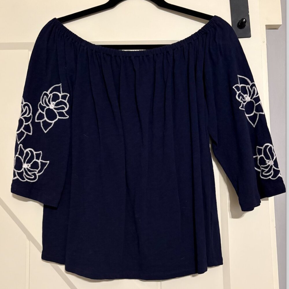 Off-the-shoulder Top